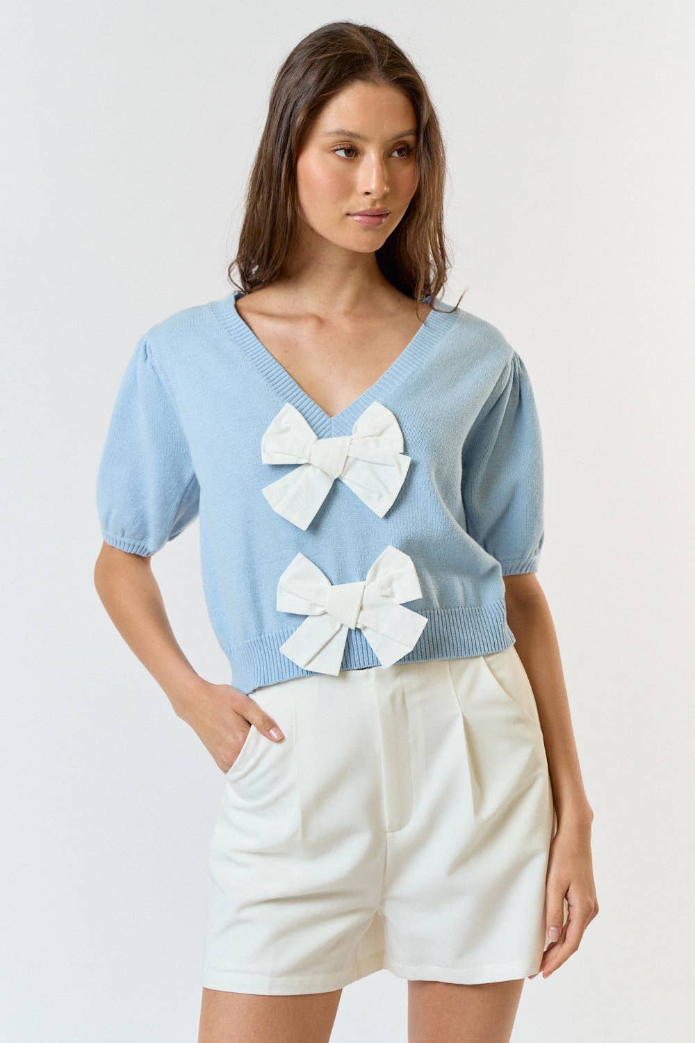 BOW FRONT V-NECK PUFF SLEEVE SWEATER TOP