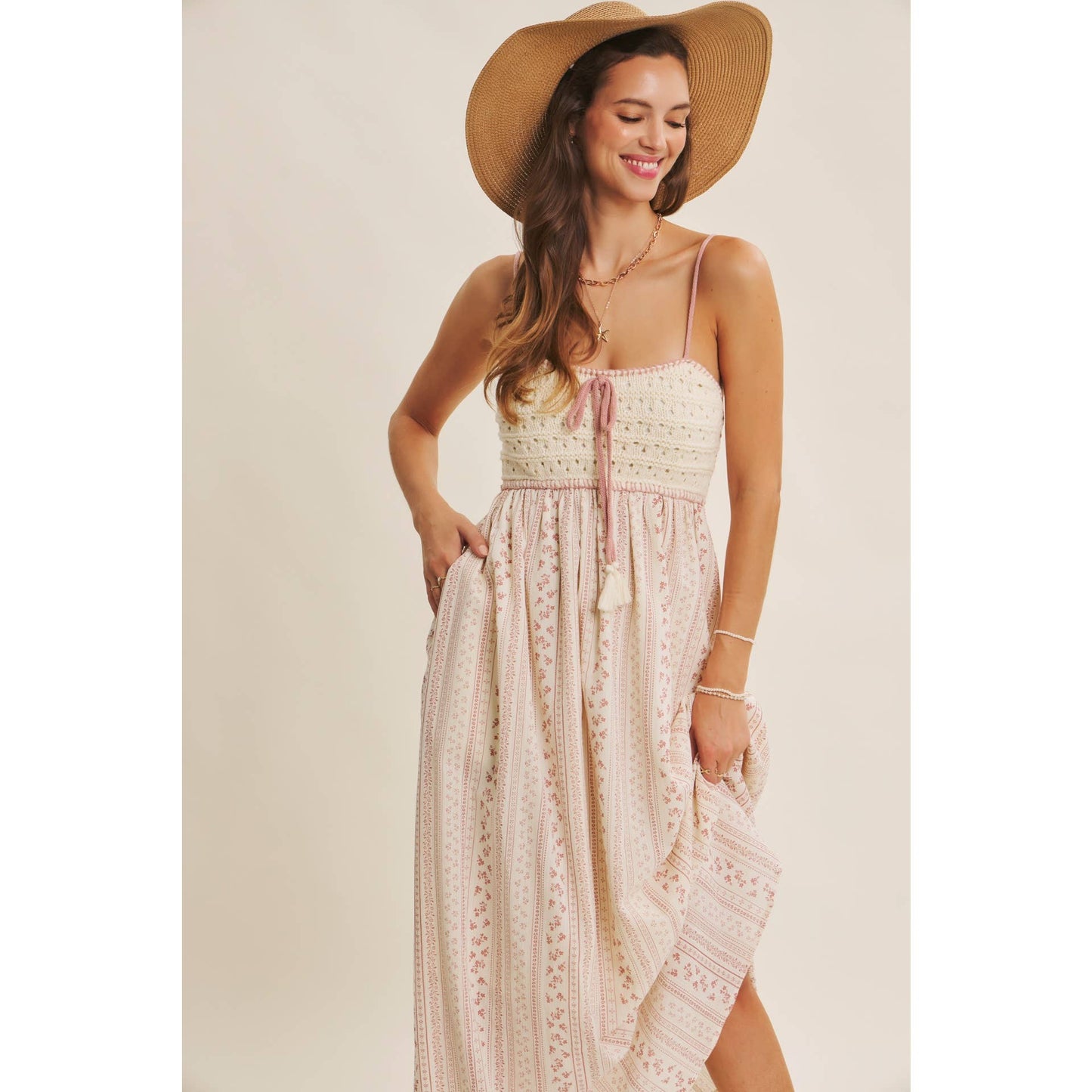 BOHEMIAN CROCHET MAXI DRESS
