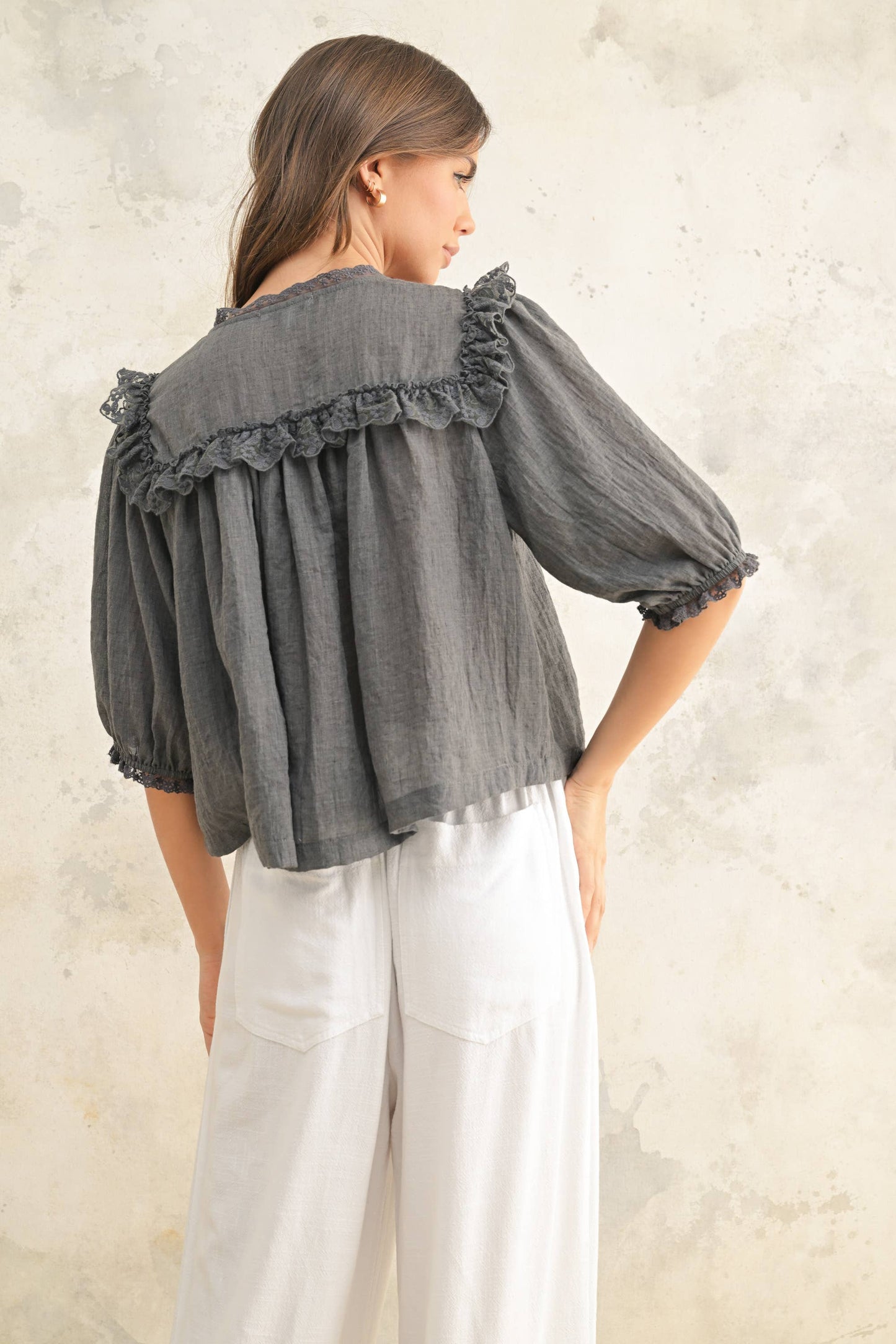 LACE DETAILED BLOUSE