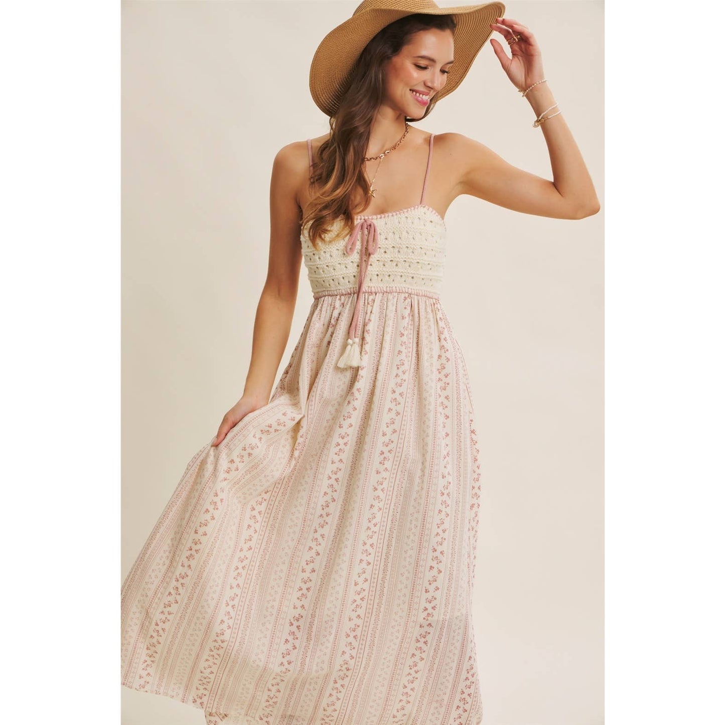 BOHEMIAN CROCHET MAXI DRESS